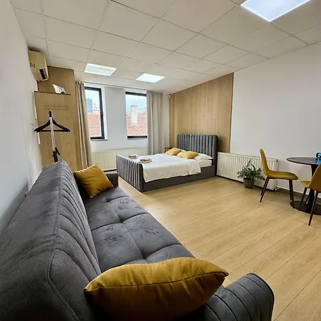 Old Tower Lägenhet *